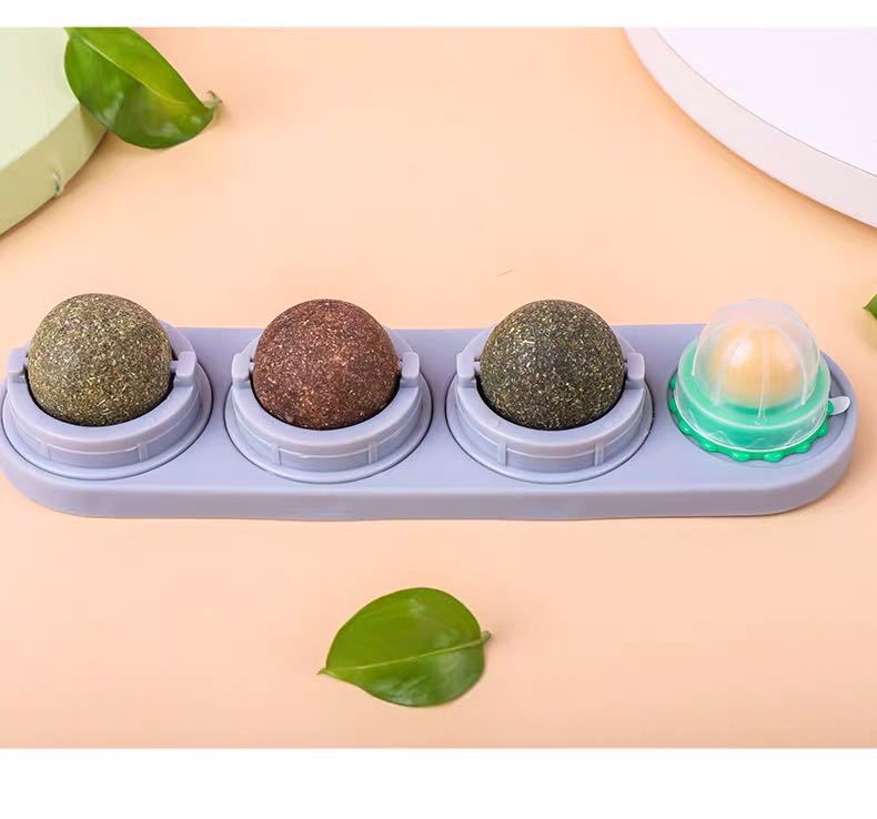 Funtails Catnip Rotating Mint Ball